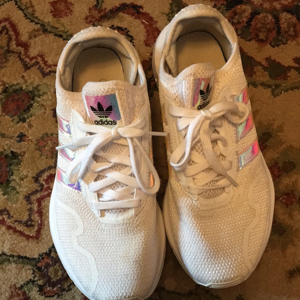 Adidas - Picture 2 of 8